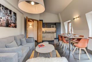 Apartment Alpes V - Alpes Travel - Central Chamonix - Sleeps 5 - Chamonix - 4