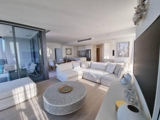 Marvelous OceanViews 2B2B ResortStyleAmenities - Gold Coast - 9