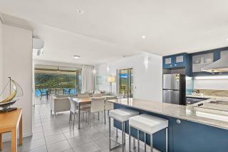 Airlie Beach Ocean Views & Resort Living @ 231 - Airlie Beach - 6