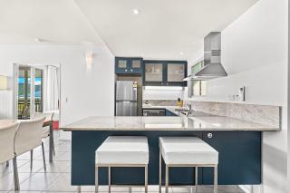 Airlie Beach Ocean Views & Resort Living @ 231 - Airlie Beach - 5