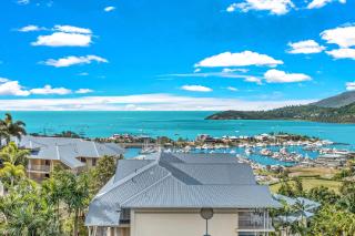 Airlie Beach Ocean Views & Resort Living @ 231 - Airlie Beach - 7