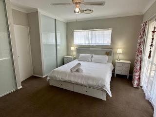 Lazy Daze on Davies - Broadwater - 7