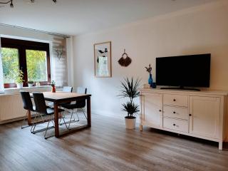 Idyllische Stadtrand-FeWo - 8