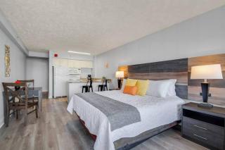 Spacious King Oceanfront Studio 1026 - 5