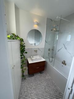 Grand appartement Haussmannien à 12 min de Paris - chic spacious classic Parisian apartment - Enghien-les-Bains - 1