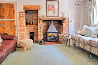 Martie Cottage - cosy cottage idyllic village - - 9