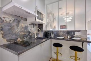 Welcome to Dubai / Jacuzzi - Ivry-sur-Seine - 1