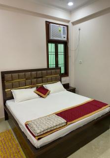 Shri Ram Paying Guest House - Varanasi - 0