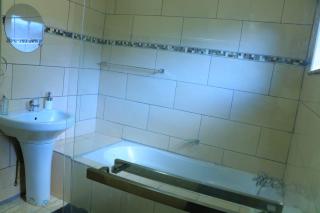 La Maison Guesthouse - Thohoyandou - 4