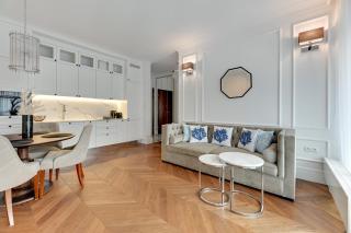 Brabank Riverside Premium Suites & Free Parking by Downtown Apartments - 5