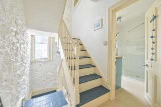 Captain's House Looe - 1