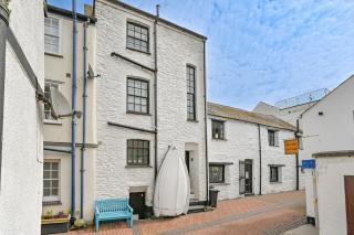Captain's House Looe - 9
