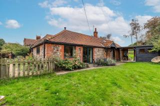 Host & Stay - The Old Church Hall - 9