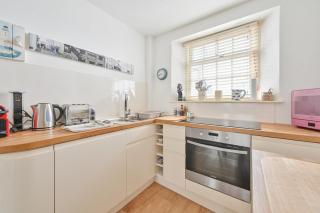 Captain's House Looe - 2