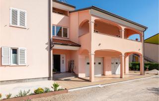 1 Bedroom Amazing Apartment In Rovinj - Rovinj - 9