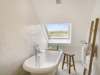 Blackside Cottage in stunning Ayrshire countryside - 3