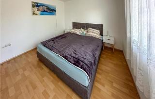Pet Friendly Apartment In Krsan - 8