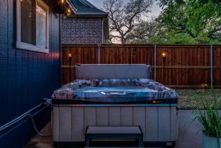 Spa in Dreamy Yard - Weatherford - 9