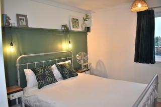 3 bedroom House, Near Goodwood Events with Garden & Free Parking - Chichester Holiday Properties - Chichester - 6