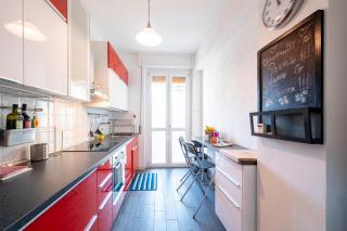 Parma Station & City Center Apartment - Parma - 8