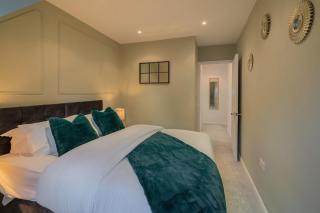 4 Bedroom House by Primal Estates Short Lets in Brighton - Brighton & Hove - 0