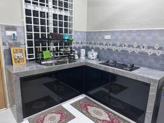 WAJA Homestay - Kampung Raja - 7