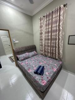 WAJA Homestay - Kampung Raja - 5