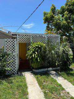 Stylish Studio Brickell/Little Havana@ItalianPlaza - 9