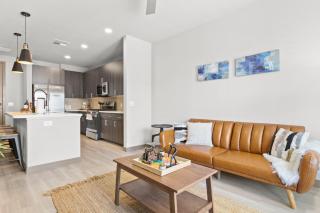 Cozysuites PHX RORO Gym, Pool, Pets, Parking! #9 - Phoenix - 7