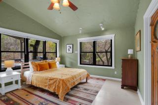 Hidden Gem - Dripping Springs - 6