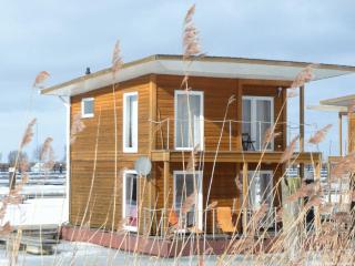 FLOATING HOUSES Comfort - "Schwimmende Ferienhäuser" - Haus 7 - Kröslin - 0
