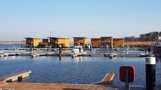 FLOATING HOUSES - "schwimmende Ferienhäuser" - Haus 1 - Kröslin - 3