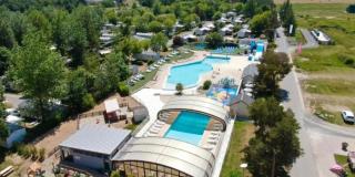 Mobil Home tout confort idéal pour 4 personnes dans le Domaine de Dugny CAMPING 4 ETOILES, Proche de Blois, du Zoo de beauval et des Châteaux de la Loire - Onzain - 6
