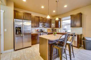 South Salt Lake Home with Hot Tub 7 Mi to Downtown - South Salt Lake - 0