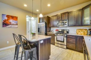 South Salt Lake Home with Hot Tub 7 Mi to Downtown - South Salt Lake - 3