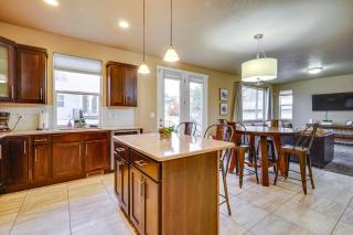 South Salt Lake Home with Hot Tub 7 Mi to Downtown - South Salt Lake - 2