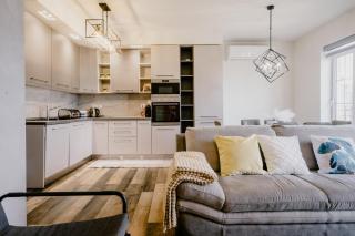 LA88 Bayview Apartment III - 7
