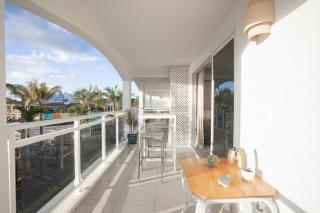 Maho Beach House - Deluxe 2-Bedroom - Ocean View Suite - Maho Reef - 4
