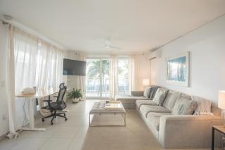 Maho Beach Luxe 2BR Ocean View Suite - 3