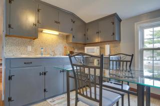 Romantic Cape Cod Beach Retreat 1 Mi to the Ocean - 1