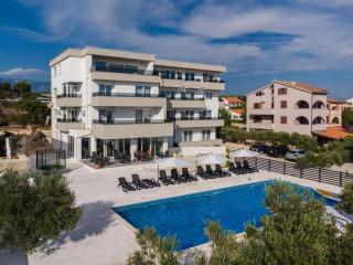 Boutique Hotel IVY'Z - Novalja - 0