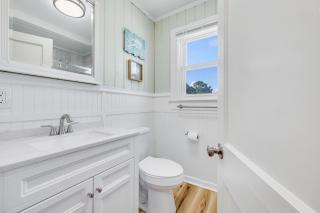 200 steps to ocean! North Myrtle Beach upper duplex unit, pet friendly! - Myrtle Beach - 2