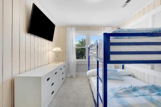 200 steps to ocean! North Myrtle Beach upper duplex unit, pet friendly! - Myrtle Beach - 5