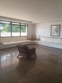 APARTAMENTO EM CONDOMÍNIO- acolhedor-FRENTE MAR-ENSEADA-TORTUGA - 1