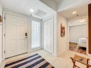 Come Drift Away in this gorgeous coastal themed 3bed 2 bath condo. OW9-302 - New Smyrna Beach - 4