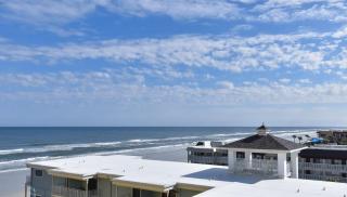 PT608 - Family Friendly Beachfront 22 condo - Walk to shoppingdining - New Smyrna Beach - 8