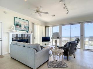 Beachfront home with wrap around deck and rooftop deck - 6320 S. Atlantic - 4