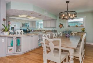 Beachfront Dream Home 4 bedroom 3 bath. 6060S - 2