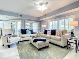 Oceanwalk Jr. Penthouse ~ Across from pool tennis shuffleboard ~ Walk to beach OW7-207 - New Smyrna Beach - 7