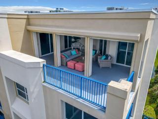 Oceanwalk Penthouse Close to Pool 2 Balconies1 large 519 sun balcony OW11-605 - New Smyrna Beach - 5
